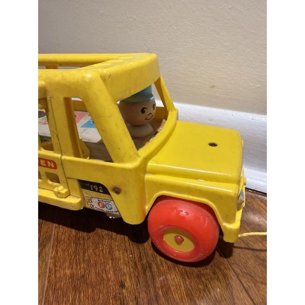 Vintage 1965 Fisher Price Little People School Bus 192 Original Authentic